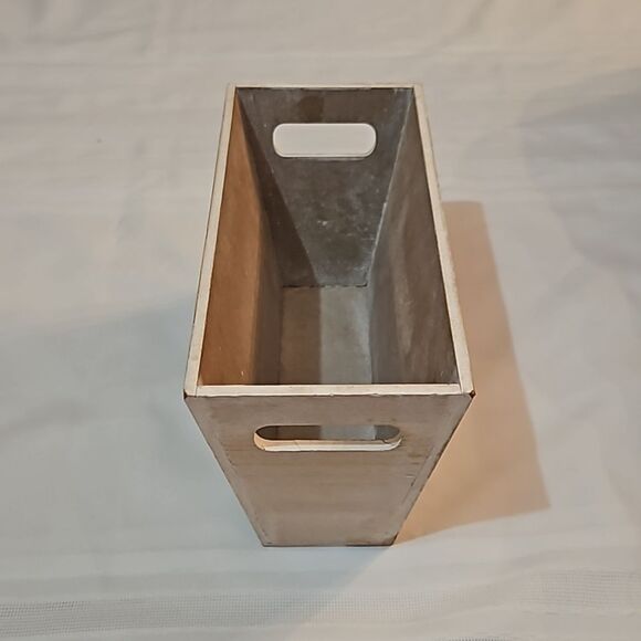 Farmers Market Decor storage bin - Picture 2 of 9